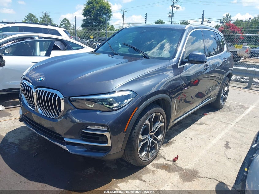 2020 BMW X5 VIN 5UXCR4C00L9D05831 IAAI salvage auction — SIDE, Salvage (North Carolina), sold $18,350 on 2026-07-29 (photo 2)