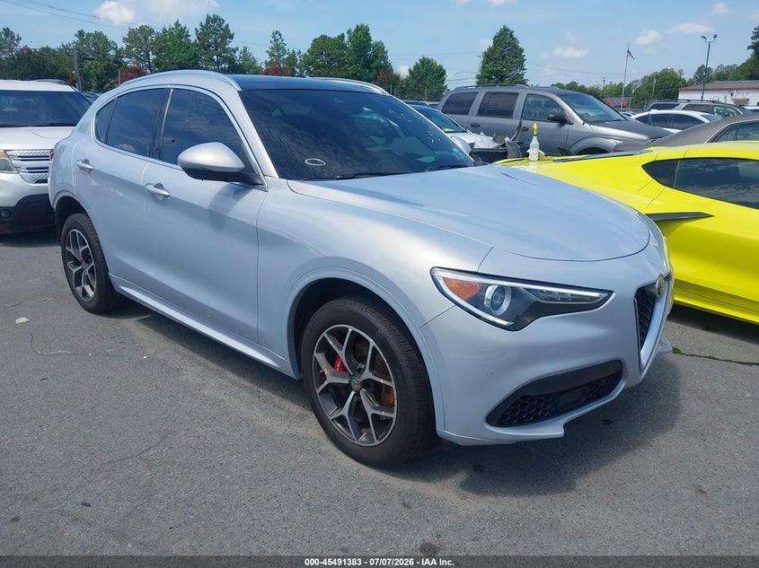2021 Alfa romeo Stelvio VIN ZASPAKBNXM7D14257 — IAAI salvage auction photo