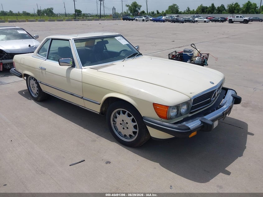1983 Mercedes-benz 380 VIN WDBBA45A5DB028190 IAAI salvage auction — NORMAL WEAR, Original (Texas), sold $3,100 on 2026-07-24 (photo 1)