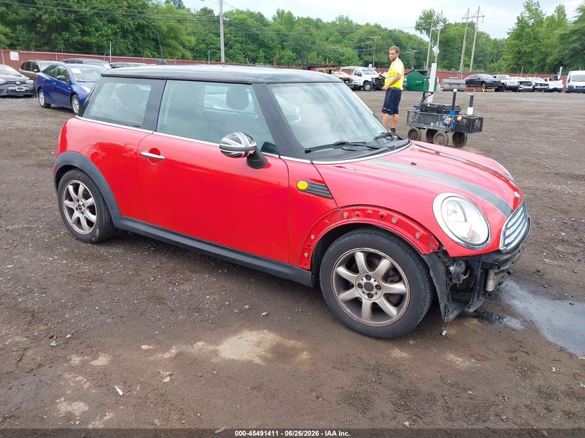 2008 Mini Hard top VIN WMWMF33588TU67117 IAAI salvage auction — FRONT END, Salvage (Idaho), sold $400 on 2026-08-12 (photo 1)