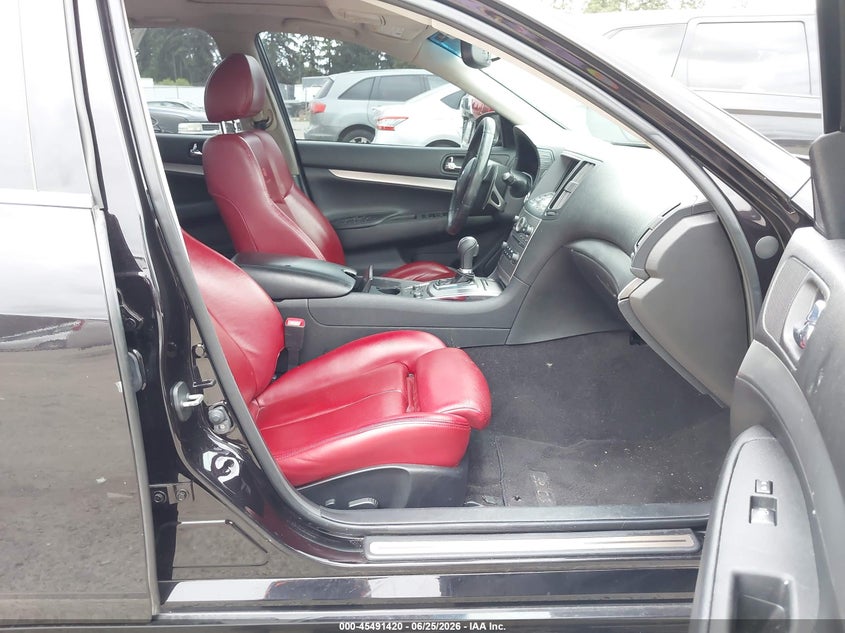 2011 Infiniti G37 VIN JN1CV6AR6BM400724 IAAI salvage auction — NORMAL WEAR, Clear (Washington), sold $925 on 2026-07-29 (photo 5)