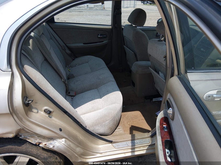 2004 Kia Optima VIN KNAGD126545316817 IAAI salvage auction — RIGHT SIDE, Clear (Virginia), sold $300 on 2026-07-17 (photo 8)