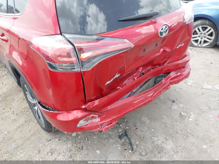 2017 Toyota Rav 4 VIN 2T3WFREV5HW387220 IAAI salvage auction — REAR END, Salvage (Texas), sold $7,900 on 2026-07-18 (photo 6)