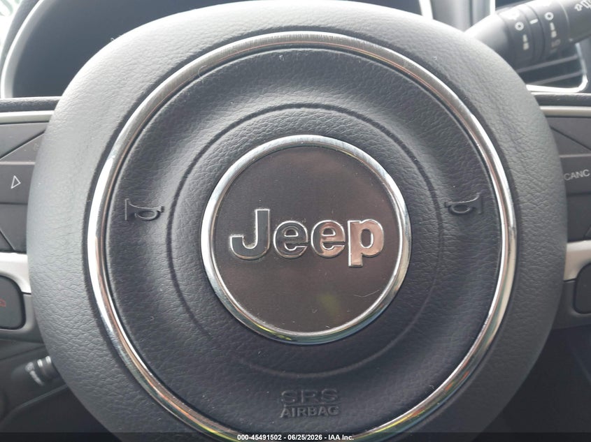 2018 Jeep Compass VIN 3C4NJDAB6JT392304 IAAI salvage auction — NORMAL WEAR, Sf97 (Oregon), sold $2,350 on 2026-07-29 (photo 6)