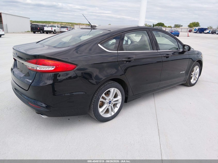 2018 Ford Fusion VIN 3FA6P0UU8JR278817 IAAI salvage auction — NORMAL WEAR, Sf97 (Iowa), sold $12,100 on 2026-09-03 (photo 4)