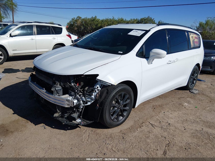 2019 Chrysler Pacifica VIN 2C4RC1EG1KR575940 IAAI salvage auction — ENGINE DAMAGE, Salvage (Arizona), sold $3,000 on 2026-07-11 (photo 2)