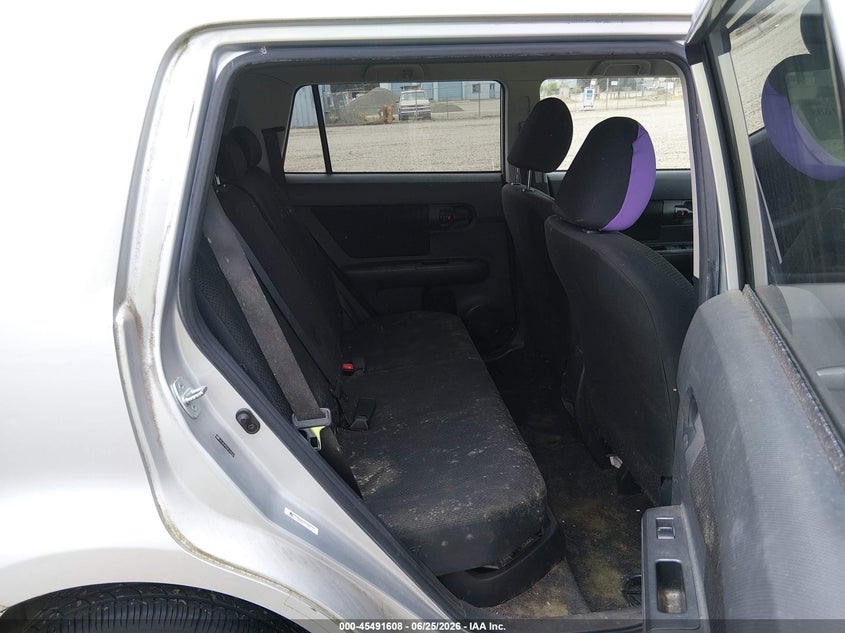 2010 Scion Xb VIN JTLZE4FE5A1107547 IAAI salvage auction — NORMAL WEAR, Peddle Salvage Public-Restricted (Oregon), sold $325 on 2026-07-29 (photo 8)