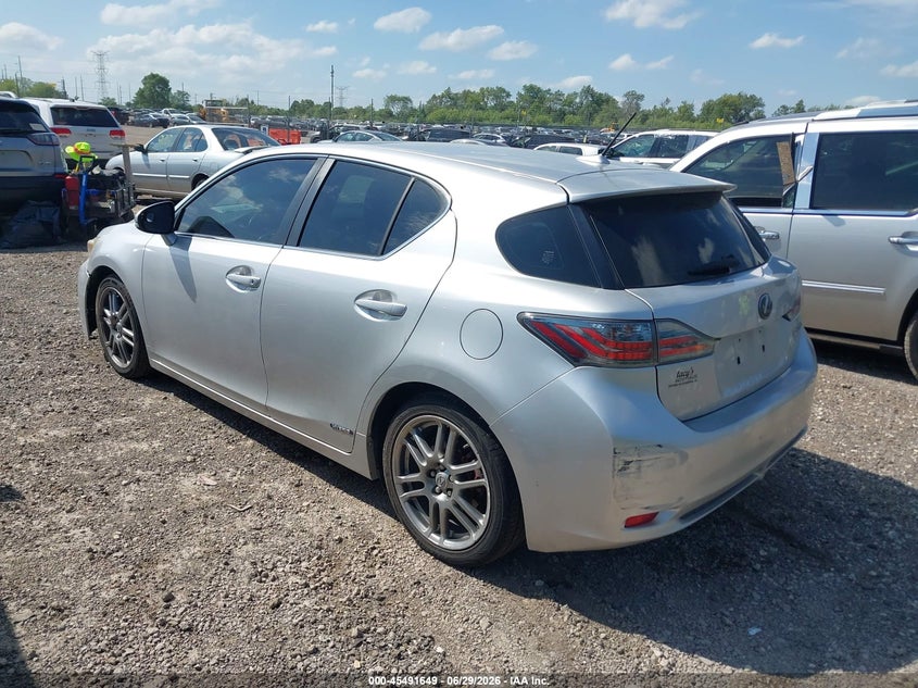 2013 Lexus Ct VIN JTHKD5BH5D2131110 IAAI salvage auction — NORMAL WEAR, Clear (Illinois), sold $2,500 on 2026-07-15 (photo 3)
