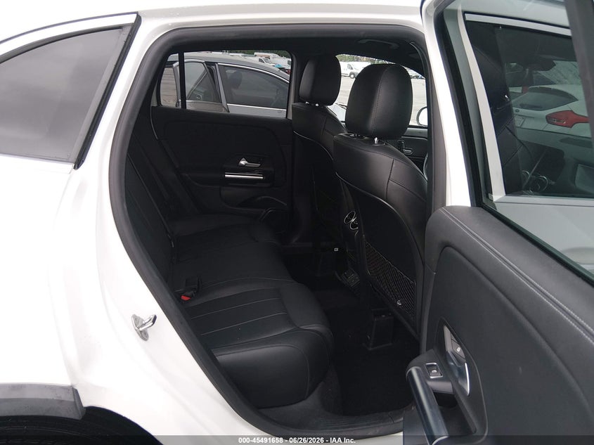 2022 Mercedes-benz Gla-klasse VIN W1N4N4GB5NJ416394 IAAI salvage auction — LEFT SIDE, Salvage (California), sold $10,500 on 2026-07-29 (photo 8)