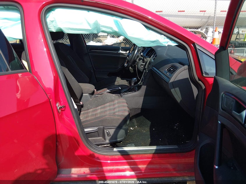 2017 Volkswagen Golf gti VIN 3VW4T7AU1HM014157 IAAI salvage auction — REAR END, Salvage Title, sold $3,500 on 2026-08-30 (photo 5)