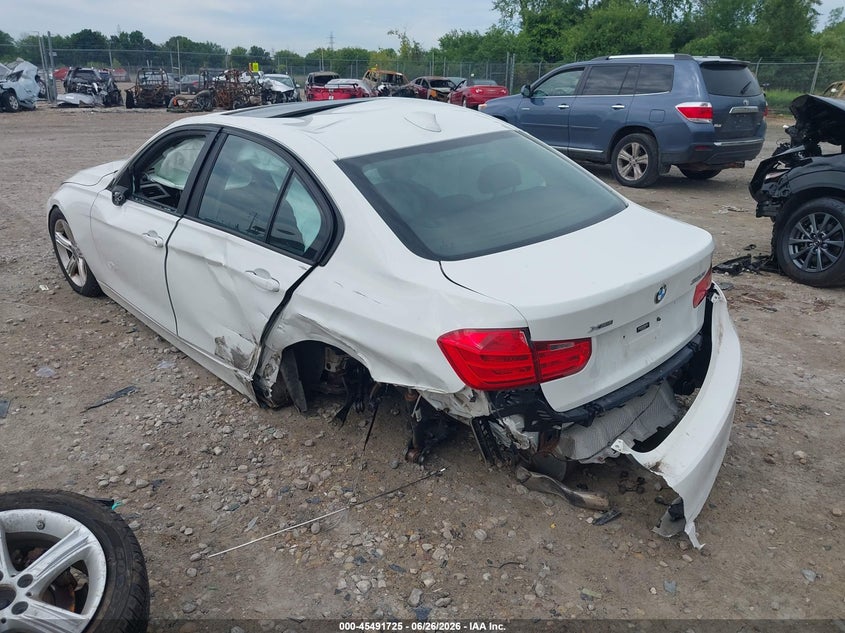 2015 BMW 3er VIN WBA3C3C56FP664524 IAAI salvage auction — REAR END, Junk Bill Of Sale Mv2459 (Wisconsin), sold $450 on 2026-07-23 (photo 3)