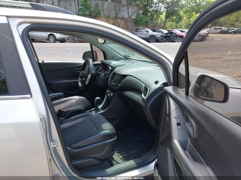 2017 Chevrolet Trax VIN KL7CJLSB6HB197506 IAAI salvage auction — NORMAL WEAR, Salvage (Texas), sold $25 on 2026-07-28 (photo 5)