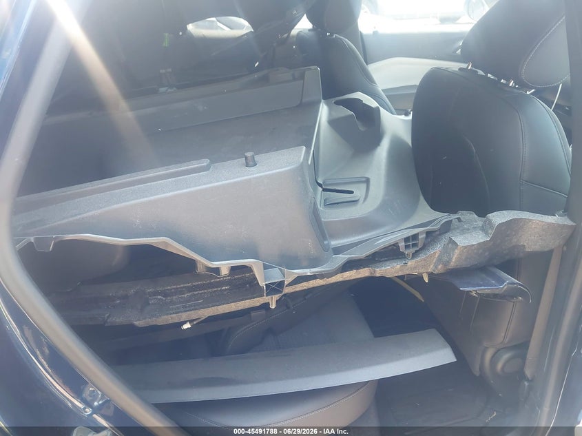 2024 Chevrolet Trax VIN KL77LHE29RC221491 IAAI salvage auction — REAR END, Salvage Title, sold $25 on 2026-07-21 (photo 8)