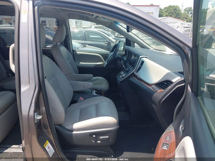 2016 Toyota Sienna VIN 5TDYK3DC2GS725285 IAAI salvage auction — LEFT SIDE, Salvage (North Carolina), sold $4,550 on 2026-07-29 (photo 5)