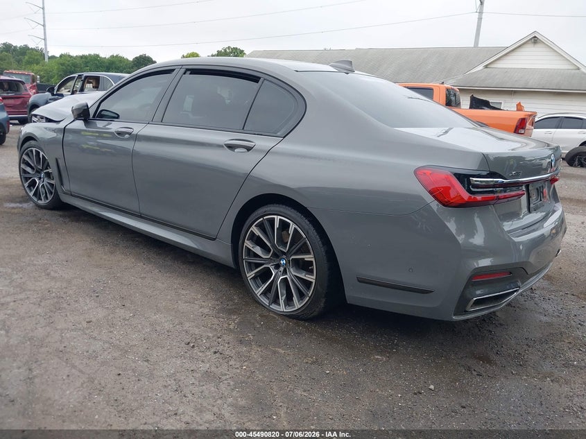 2021 BMW 7er VIN WBA7T4C05MCG53789 IAAI salvage auction — FRONT END, Wait Title, sold $13,100 on 2026-09-23 (photo 3)