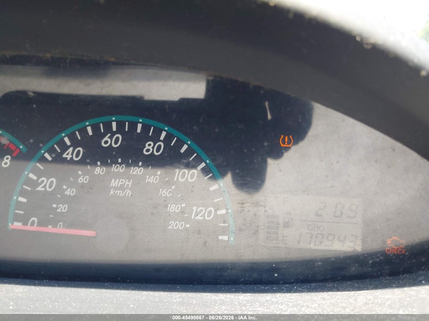 2010 Toyota Yaris VIN JTDBT4K37A1359419 IAAI salvage auction — NORMAL WEAR, Clear (New York), sold $1,250 on 2026-07-14 (photo 7)