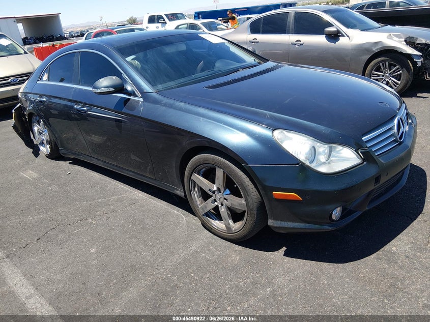 2007 Mercedes-benz Cls-class VIN WDDDJ72X67A100101 IAAI salvage auction — REAR END, Salvage (Nevada), sold $175 on 2026-07-17 (photo 1)