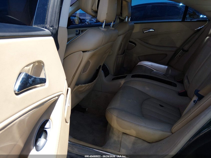 2007 Mercedes-benz Cls-class VIN WDDDJ72X67A100101 IAAI salvage auction — REAR END, Salvage (Nevada), sold $175 on 2026-07-17 (photo 8)