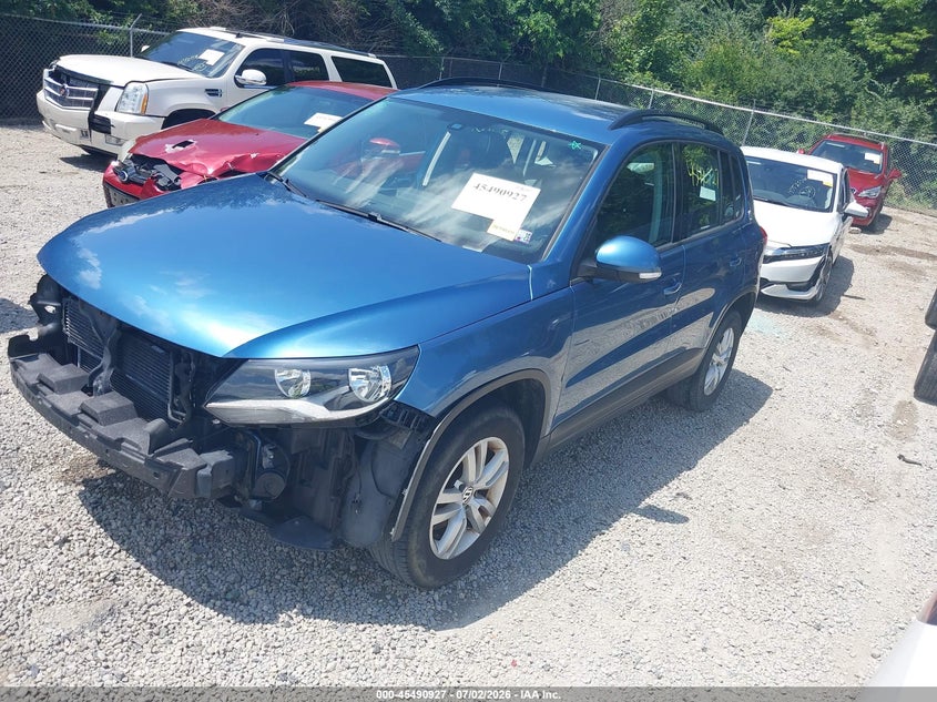 2017 Volkswagen Tiguan VIN WVGAV7AX0HK033084 IAAI salvage auction — FRONT END, Salvage Title, sold $1,800 on 2026-07-31 (photo 2)