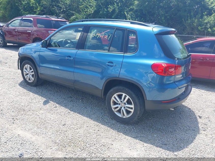 2017 Volkswagen Tiguan VIN WVGAV7AX0HK033084 IAAI salvage auction — FRONT END, Salvage Title, sold $1,800 on 2026-07-31 (photo 3)