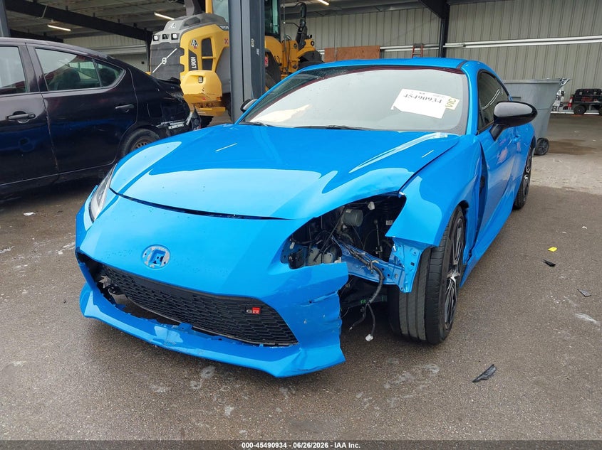 2024 Toyota Gr 86 VIN JF1ZNBB10R8756295 IAAI salvage auction — FRONT END, Salvage (Nebraska), sold $25 on 2026-08-01 (photo 6)