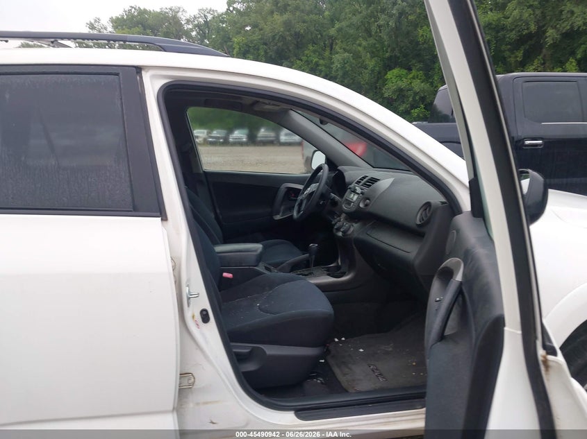 2010 Toyota Rav 4 VIN JTMWF4DVXA5023070 IAAI salvage auction — NORMAL WEAR, Clear (Kansas), sold $1,225 on 2026-07-29 (photo 5)