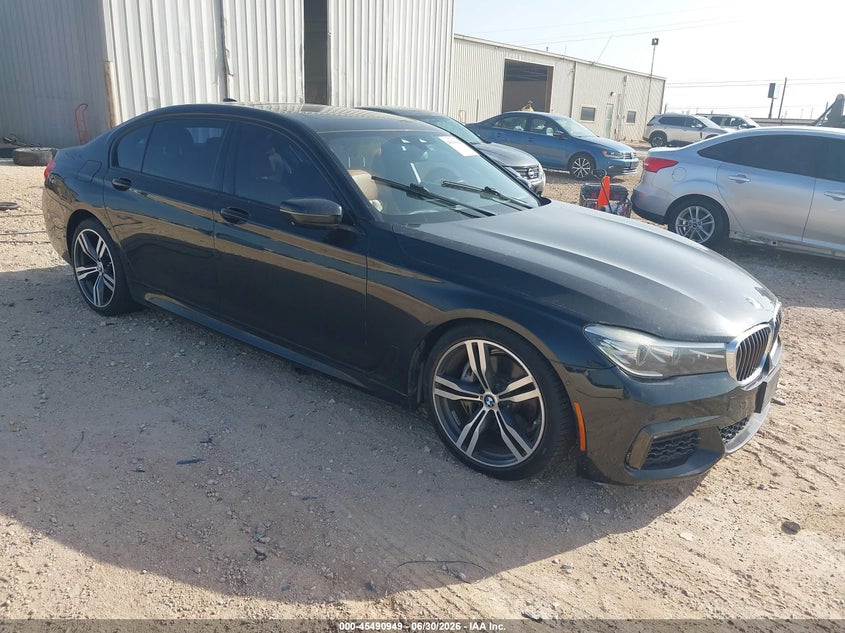 2016 BMW 7er VIN WBA7E2C51GG504462 — IAAI salvage auction photo