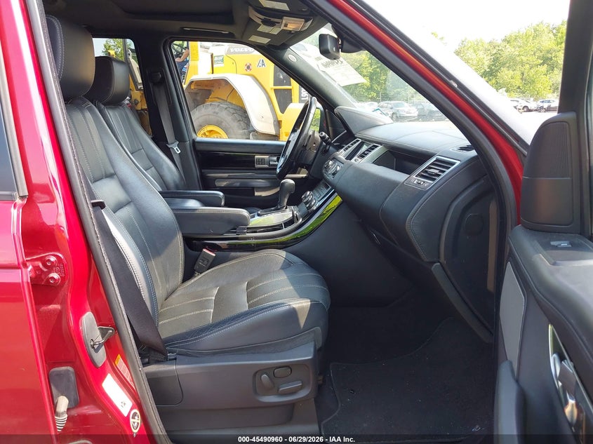 2013 Land rover Range rover sport VIN SALSH2E4XDA800158 IAAI salvage auction — FRONT END, Salvage Title, sold $925 on 2026-07-22 (photo 5)