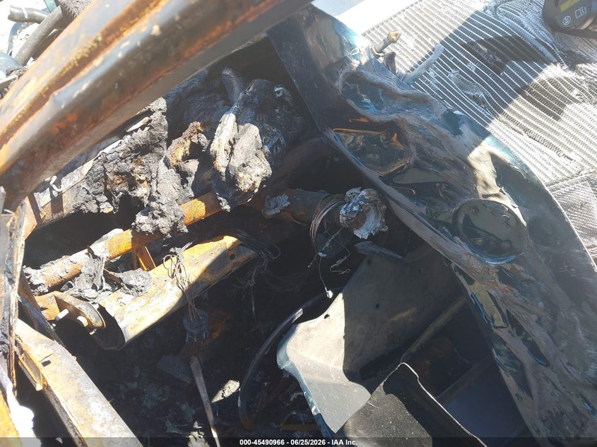 1995 BMW M3 VIN WBSBF9326SEH07503 IAAI salvage auction — TOTAL BURN, Mv-907A (New York), sold $1,900 on 2026-07-14 (photo 7)