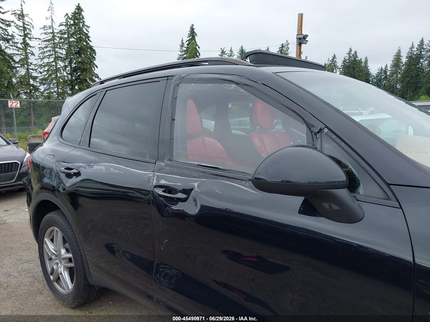 2012 Porsche Cayenne VIN WP1AE2A22CLA93865 IAAI salvage auction — NORMAL WEAR, Clear (Washington), sold $1,450 on 2026-07-29 (photo 6)