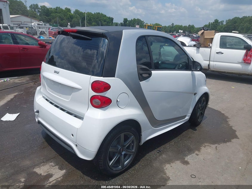 2015 Smart Fortwo VIN WMEEJ3BA0FK813475 IAAI salvage auction — FRONT END, Salvage (North Carolina), sold $1,200 on 2026-07-20 (photo 4)