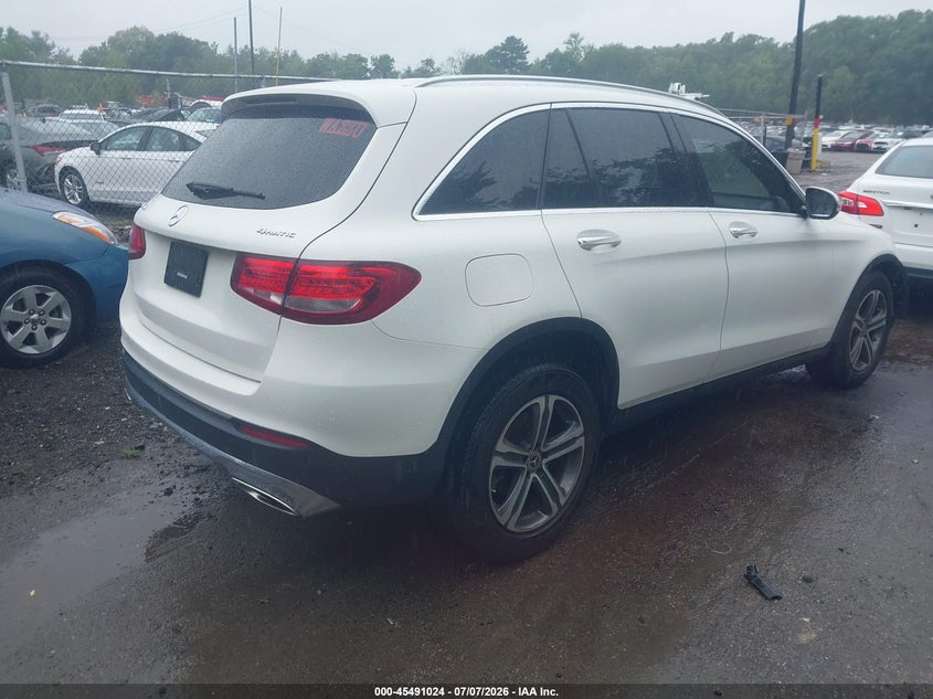 2019 Mercedes-benz Glc VIN WDC0G4KBXKV190262 IAAI salvage auction — FRONT END, Salvage Title, sold $9,400 on 2026-08-14 (photo 4)