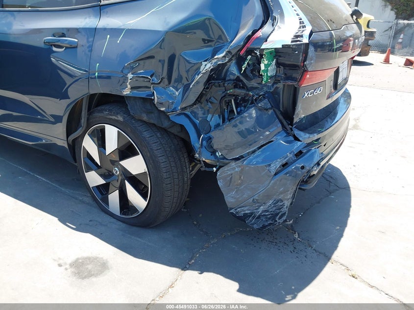 2024 Volvo Xc60 VIN YV4H60DL0R1918650 IAAI salvage auction — LEFT REAR, Wait Title, sold $19,350 on 2026-08-05 (photo 6)