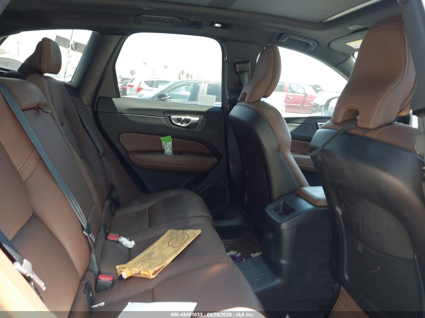 2024 Volvo Xc60 VIN YV4H60DL0R1918650 IAAI salvage auction — LEFT REAR, Wait Title, sold $19,350 on 2026-08-05 (photo 8)