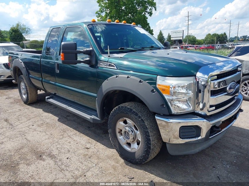 2011 Ford F-550 super duty VIN 1FT7X2B61BEA87579 IAAI salvage auction — ROOF, Clear (Michigan), sold $2,250 on 2026-07-09 (photo 1)