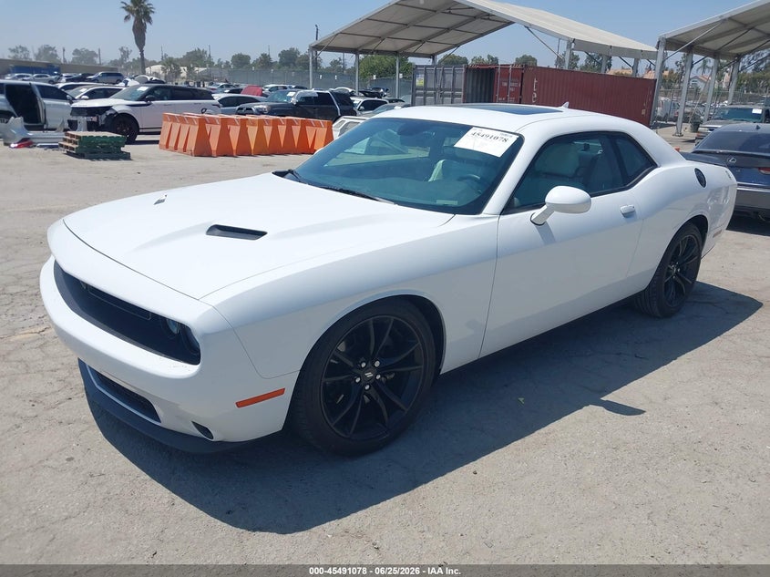 2018 Dodge Challenger VIN 2C3CDZAG8JH218996 IAAI salvage auction — RIGHT FRONT, Salvage Title, sold $8,100 on 2026-07-29 (photo 2)