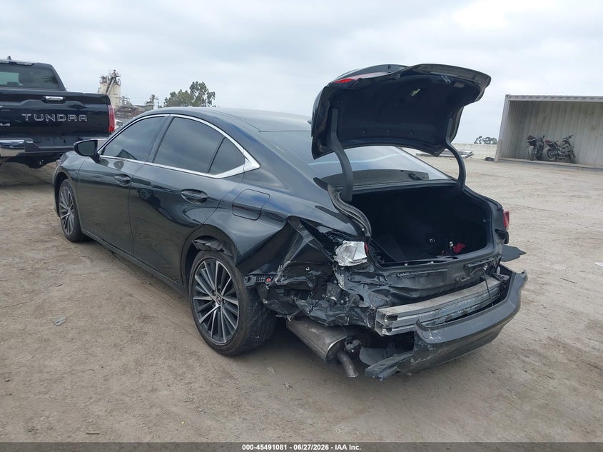 2024 Lexus ES VIN 58ADA1C13RU047509 IAAI salvage auction — LEFT REAR, Wait Title, sold $7,350 on 2026-10-14 (photo 3)