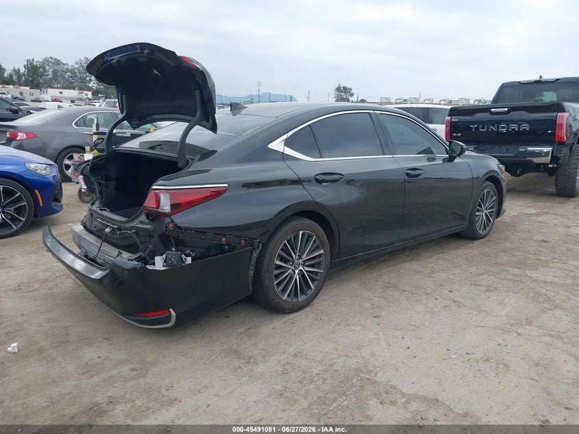 2024 Lexus ES VIN 58ADA1C13RU047509 IAAI salvage auction — LEFT REAR, Wait Title, sold $7,350 on 2026-10-14 (photo 4)