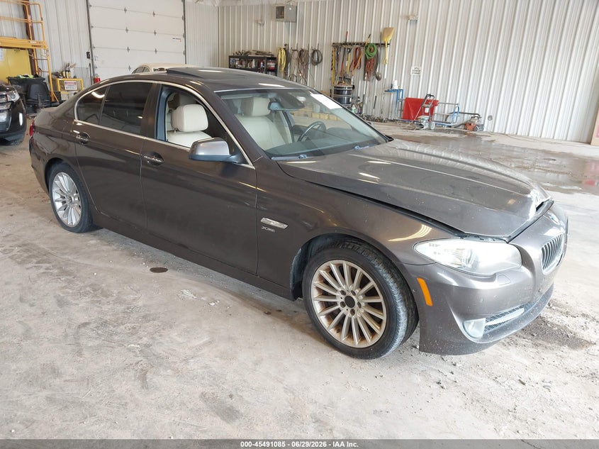 2011 BMW 5 series VIN WBAFU7C53BC876784 IAAI salvage auction — NORMAL WEAR, Clear (Michigan), sold $550 on 2026-07-28 (photo 1)