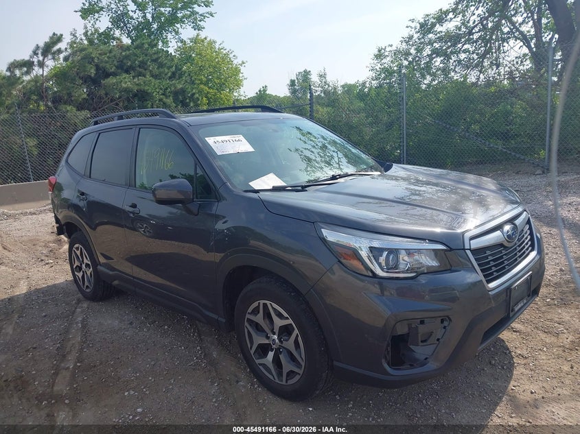 2020 Subaru Forester VIN JF2SKAJC0LH570122 IAAI salvage auction — REAR END, Salvage Title, sold $6,000 on 2026-07-28 (photo 1)