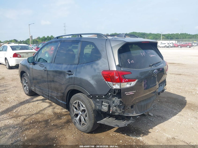 2020 Subaru Forester VIN JF2SKAJC0LH570122 IAAI salvage auction — REAR END, Salvage Title, sold $6,000 on 2026-07-28 (photo 3)