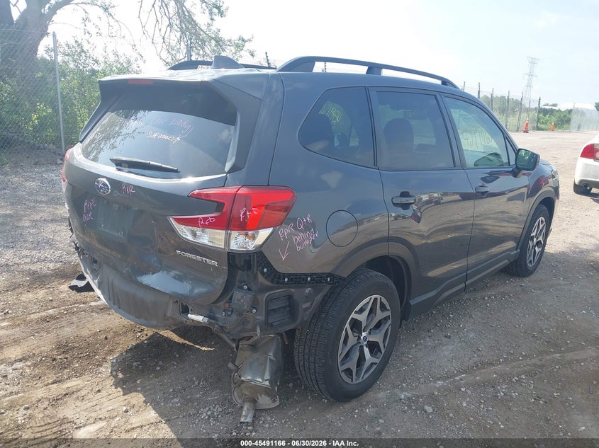 2020 Subaru Forester VIN JF2SKAJC0LH570122 IAAI salvage auction — REAR END, Salvage Title, sold $6,000 on 2026-07-28 (photo 4)