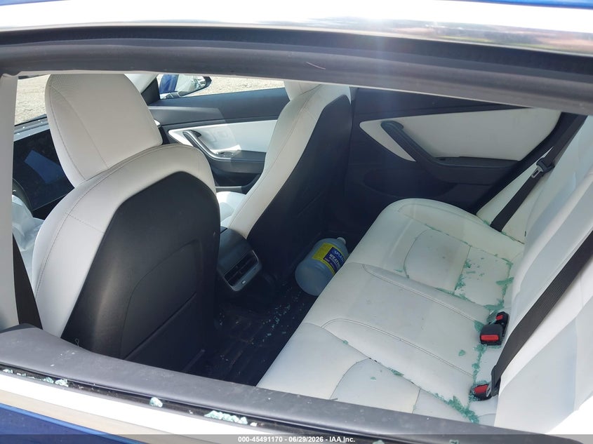 2018 Tesla Model 3 VIN 5YJ3E1EBXJF075175 IAAI salvage auction — RIGHT FRONT, Salvage (Pennsylvania), sold $3,800 on 2026-07-28 (photo 8)