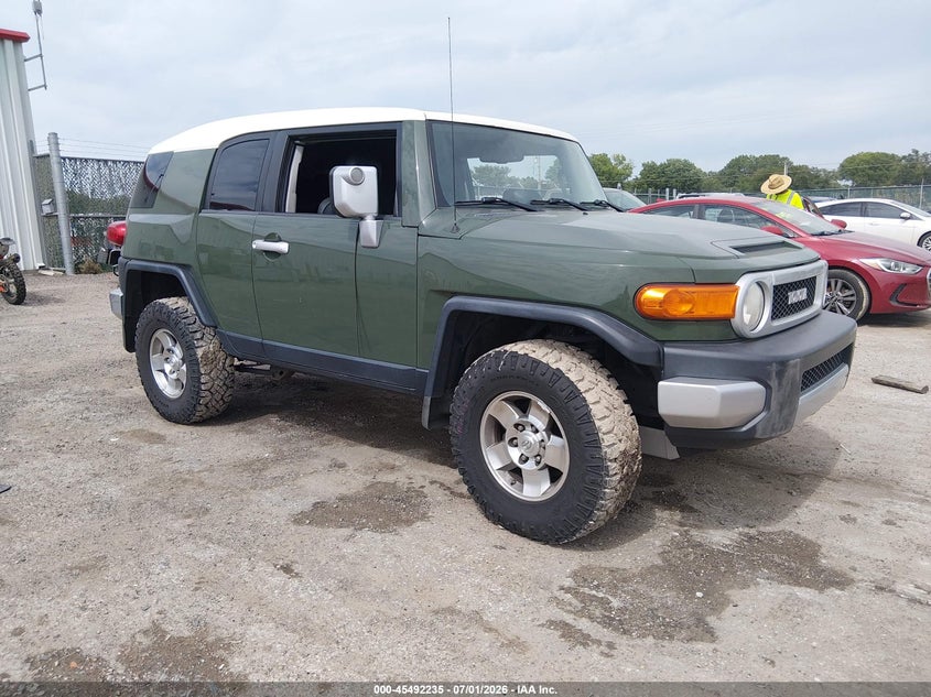 2010 Toyota Fj cruiser VIN JTEBU4BF5AK074201 IAAI salvage auction — LEFT FRONT, Salvage (Kansas), sold $7,400 on 2026-07-26 (photo 1)