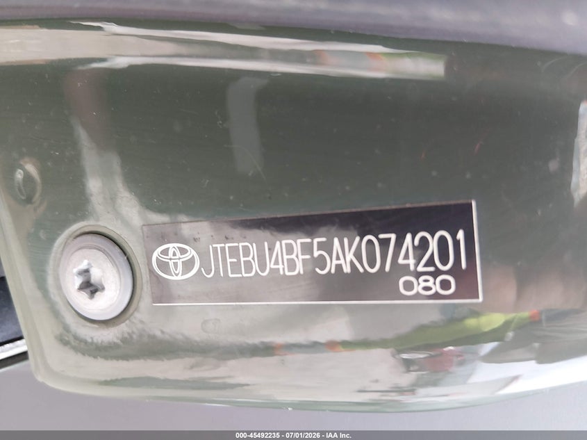 2010 Toyota Fj cruiser VIN JTEBU4BF5AK074201 IAAI salvage auction — LEFT FRONT, Salvage (Kansas), sold $7,400 on 2026-07-26 (photo 9)