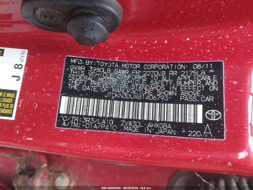 2011 Toyota Prius VIN JTDKN3DUXB1406793 IAAI salvage auction — NORMAL WEAR, Clear (New York), sold $1,800 on 2026-07-30 (photo 9)