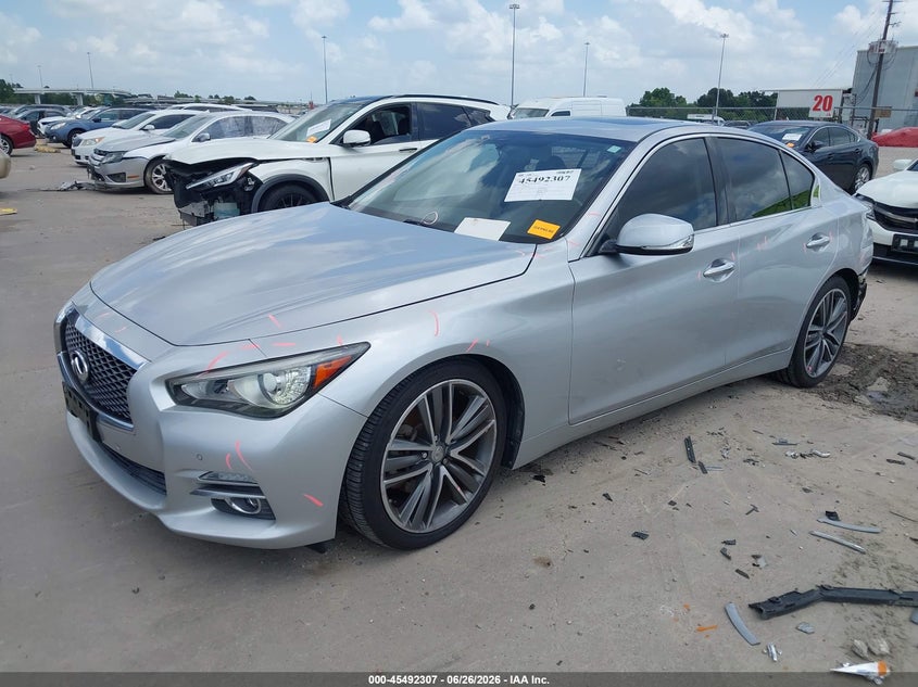 2014 Infiniti Q50 VIN JN1BV7AP6EM688278 IAAI salvage auction — REAR END, Salvage (Texas), sold $25 on 2026-07-30 (photo 2)