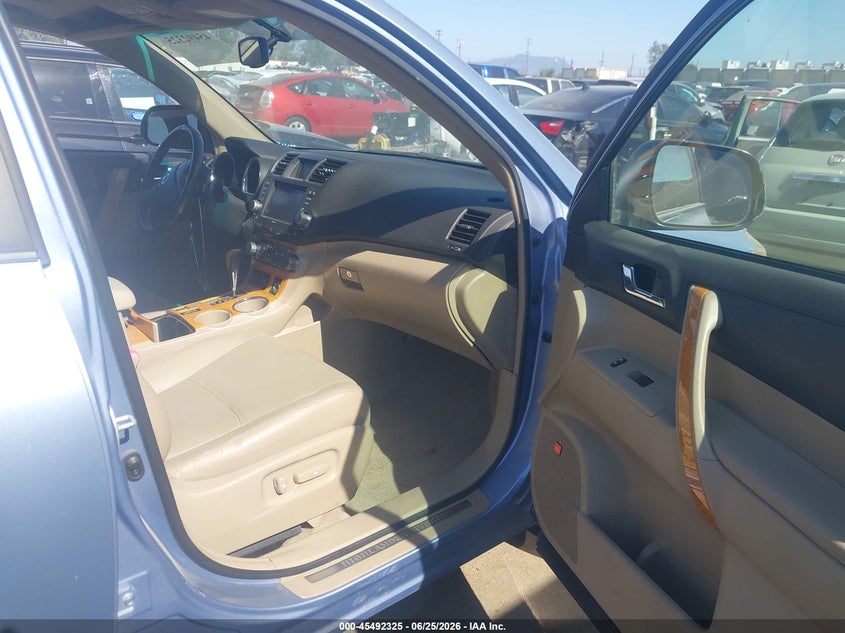 2008 Toyota Highlander hybrid VIN JTEEW44A782019221 IAAI salvage auction — NORMAL WEAR, Clear - Dealer Only (California), sold $1,400 on 2026-07-15 (photo 5)