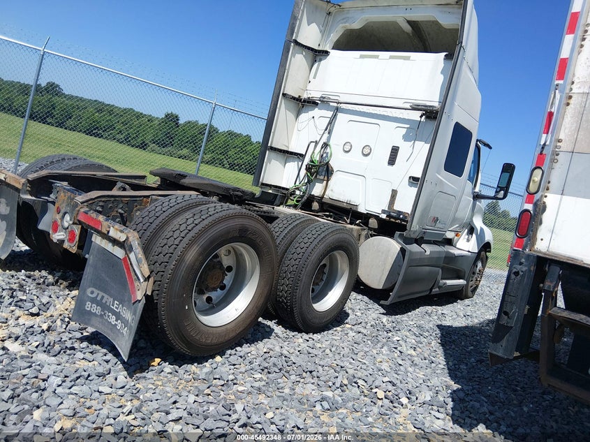 2018 International Lt VIN 3HSDZAPR3JN249393 IAAI salvage auction — REPOSSESSION, Dealer (Iowa), sold $75 on 2026-07-29 (photo 4)