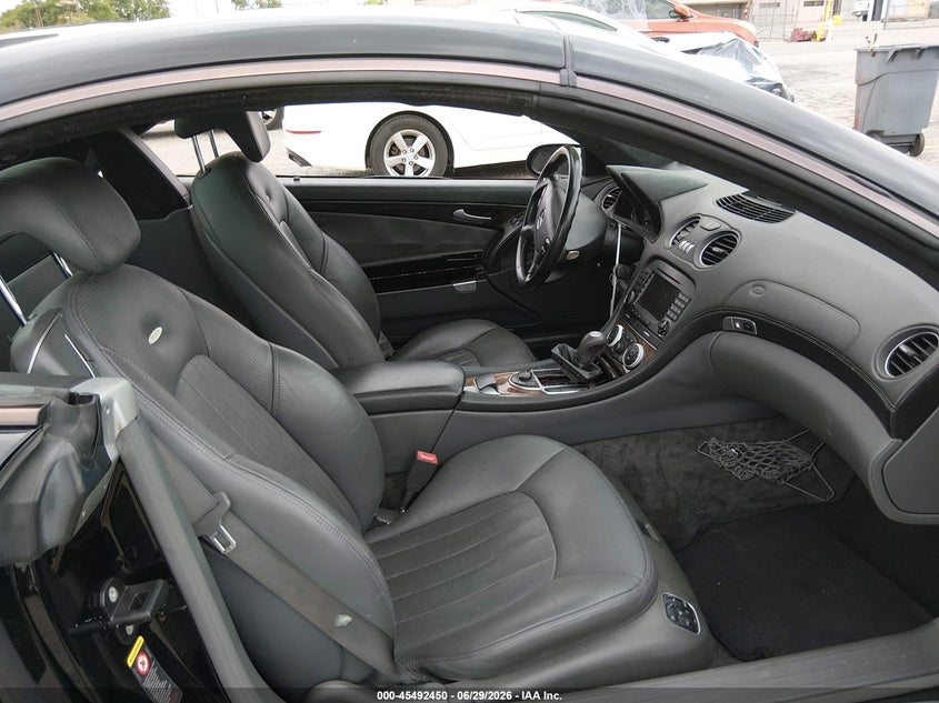 2006 Mercedes-benz Sl-class VIN WDBSK74FX6F115039 IAAI salvage auction — ELECTRICAL, Salvage (California), sold $7,000 on 2026-08-11 (photo 5)
